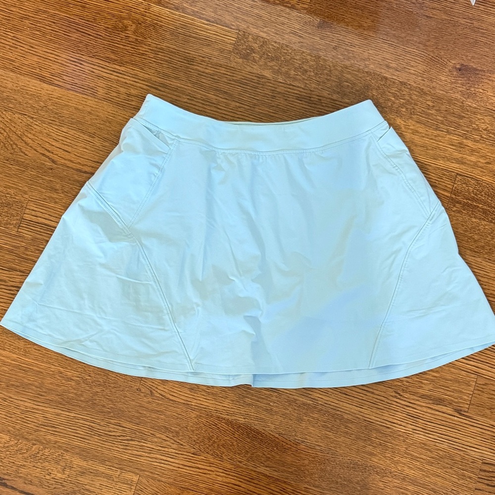 NWT Peter Millar Athletic Skort
